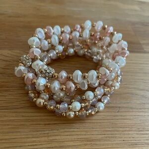 Mauve and white beaded‎ and faux pearl Bracelet